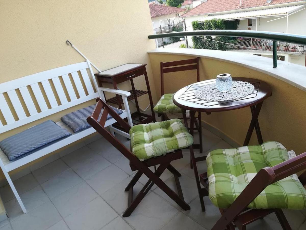 Mentha Apartments Trogir Luaran gambar