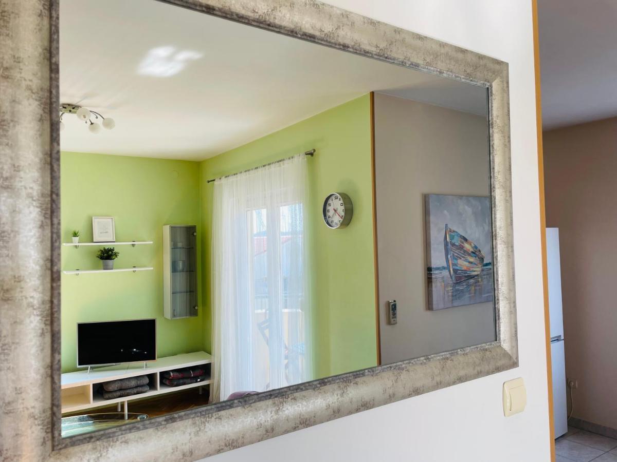 Mentha Apartments Trogir Luaran gambar